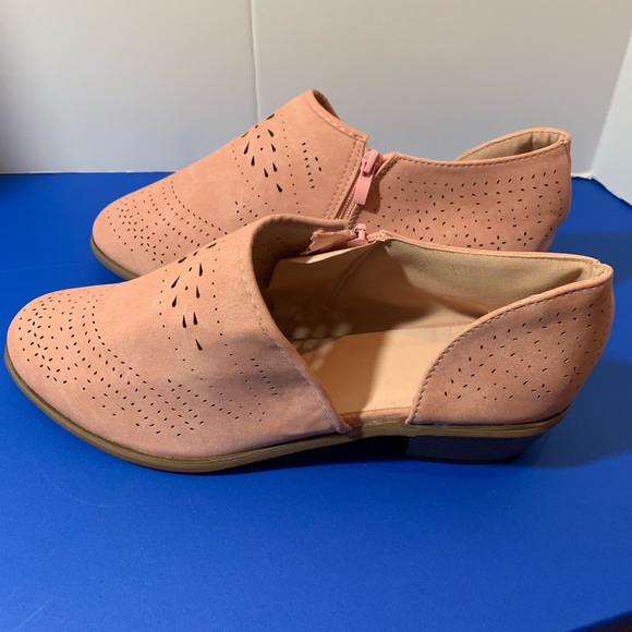 Shoes - Vegan Leather Ankle Booties